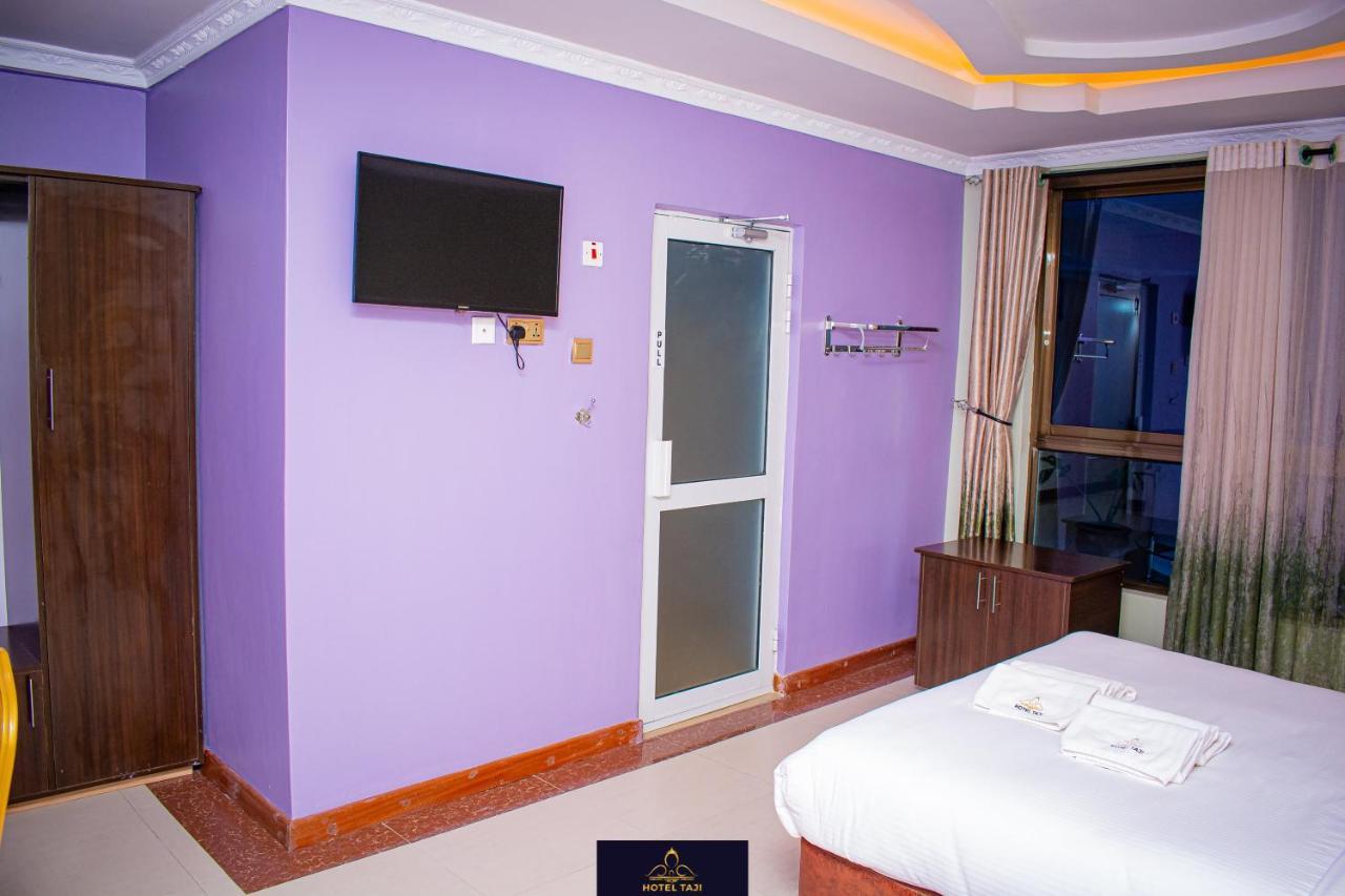 Hotel Taji Нанюки Екстериор снимка